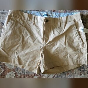 Old Navy Khaki Shorts Versatile and Relaxed Women's 3" Tan Shorts Size 8